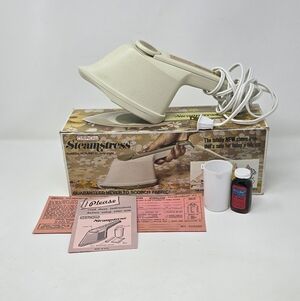 Vtg Osrow steamstress 1973 non metal fabric steam iron original packaging